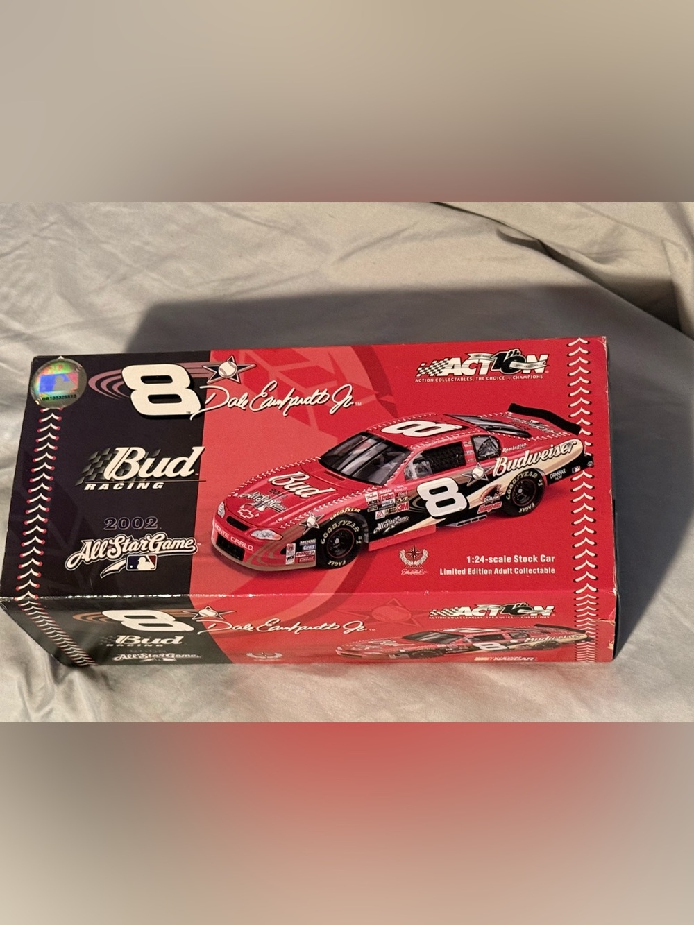 Die-Cast Racing Car Toy - Red Number 8 - Picture 3 of 8